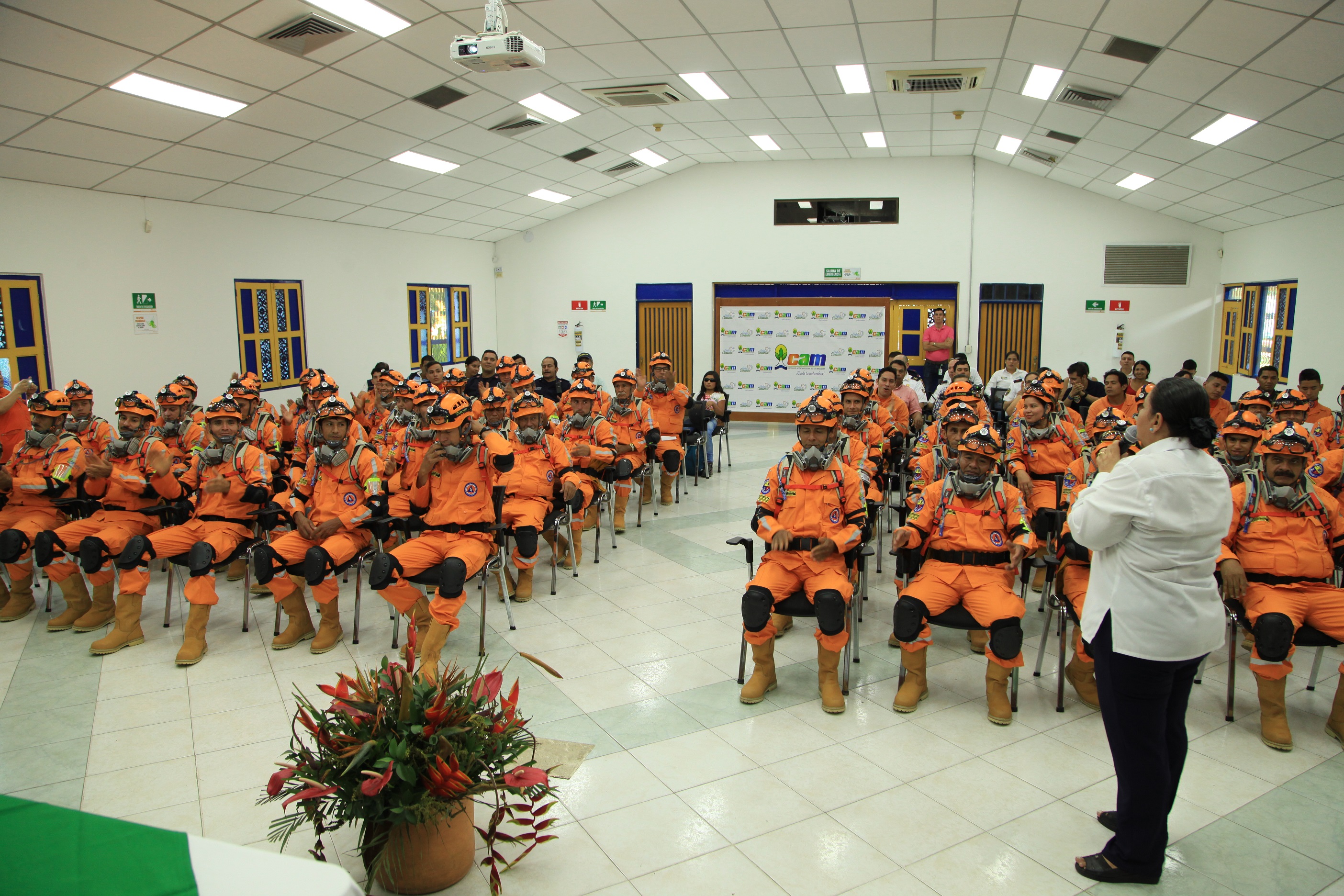 Campesinos se graduaron como brigadistas forestales, expertos en incendios forestales