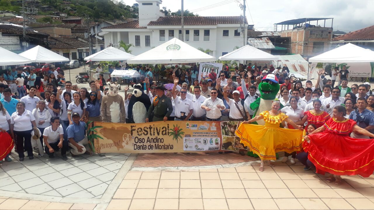 Festival Nacional de Oso y Danta se da cita en el sur del Huila