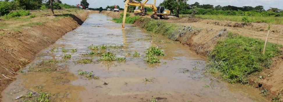 CORPAMAG REINICIA OBRAS EN EL CAÑO EL BURRO, CIÉNAGA GRANDE DE SANTA MARTA