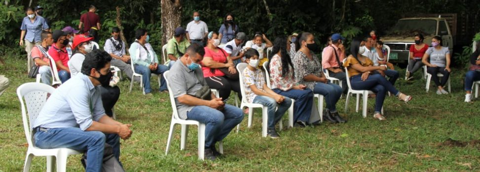 Familias de cuatro municipios se comprometen a cuidar áreas protegidas en el Meta