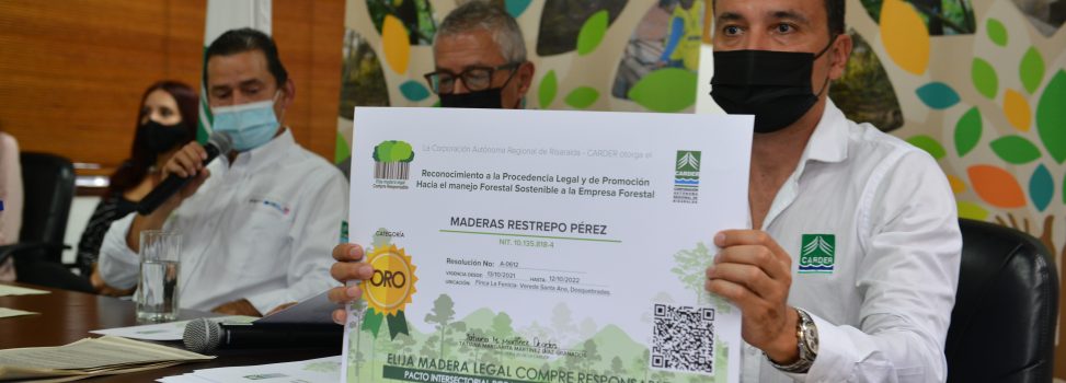 La CARDER entregó reconocimiento forestal a 17 empresas de la región