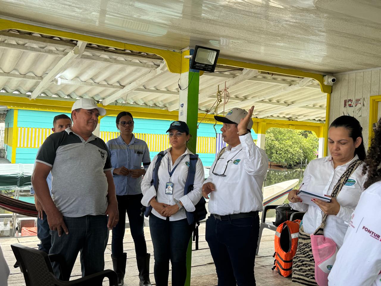 CORPAMAG REALIZA TOMA DE MUESTRAS DE LABORATORIO ANTE PROLIFERACIÒN DE PLANTA ACUÁTICA INVASORA